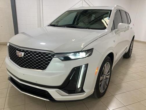 2025 Cadillac XT6 Premium Luxury FWD