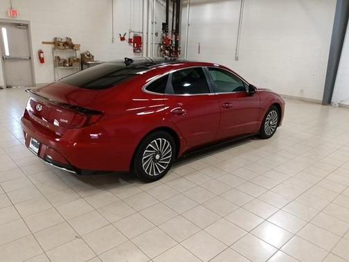 2023 Hyundai SONATA Hybrid Limited