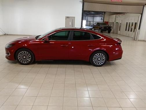 2023 Hyundai SONATA Hybrid Limited