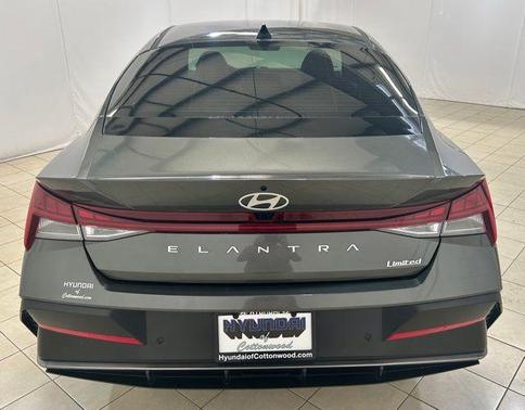 Amazon Gray 2024 Hyundai ELANTRA Limited