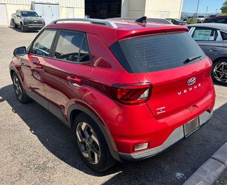 2021 Hyundai VENUE SEL