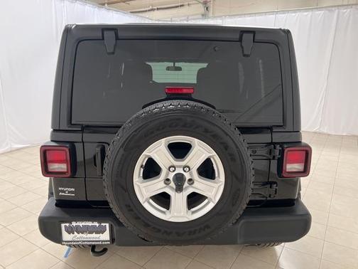 2023 Jeep Wrangler Sport