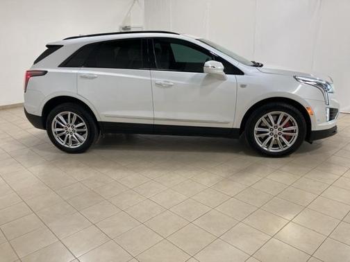 2022 Cadillac XT5 Sport