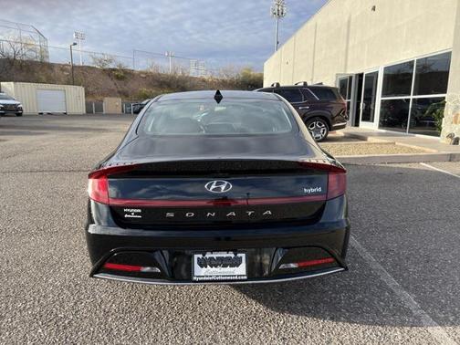 2023 Hyundai SONATA Hybrid SEL