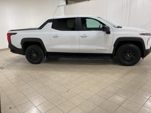 2024 Chevrolet Silverado EV WT
