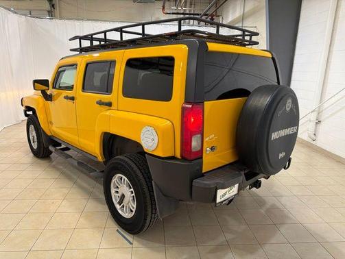 Yellow 2006 Hummer H3