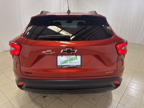 Cayenne Orange Metallic 2024 Chevrolet Trax 2RS