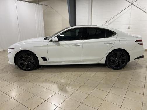 2022 Genesis G70 3.3T