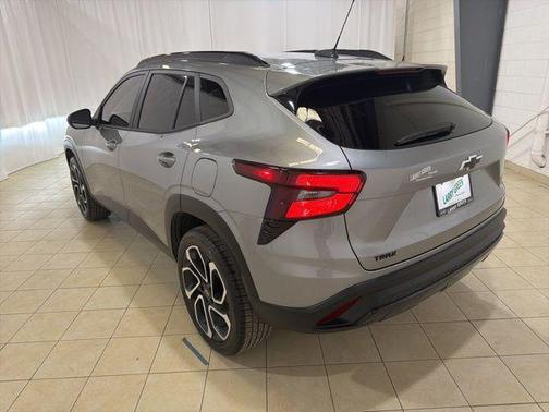 Sterling Gray Metallic 2024 Chevrolet Trax 2RS