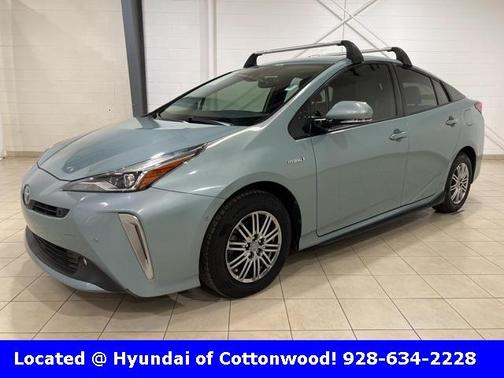 2019 Toyota Prius 