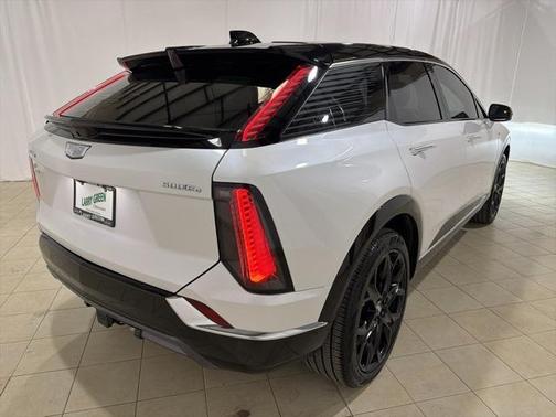 2025 Cadillac OPTIQ Luxury