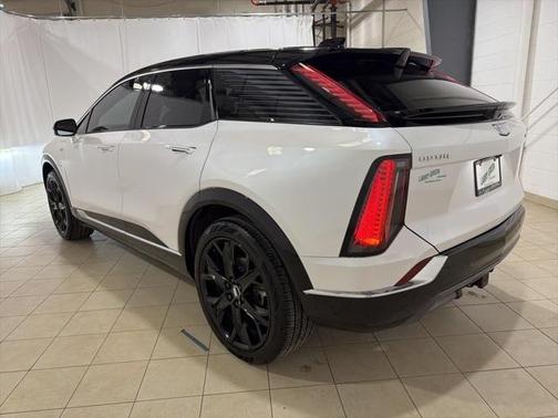 2025 Cadillac OPTIQ Luxury