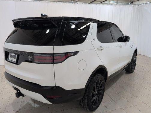 2022 Land Rover Discovery P360 S R-Dynamic