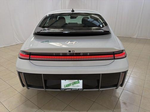 2025 Hyundai IONIQ 6 SEL