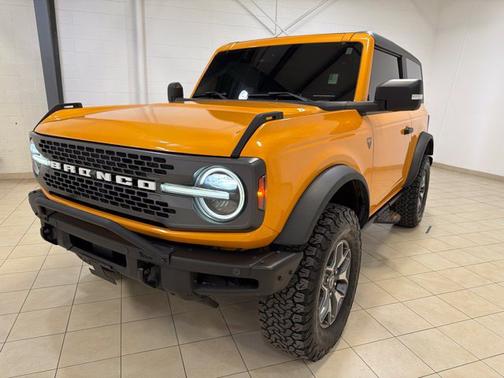 Orange Metallic 2021 Ford Bronco Badlands