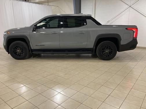 2025 Chevrolet Silverado EV LT
