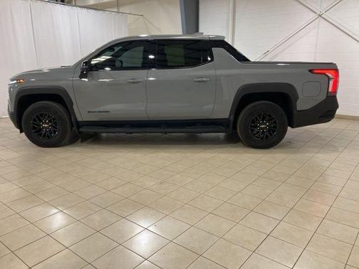 2025 Chevrolet Silverado EV LT