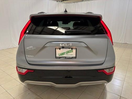 Steel Gray 2023 Kia Niro EV Wind