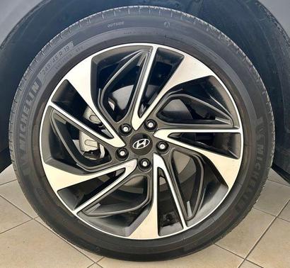 Stellar Silver 2021 Hyundai TUCSON Sport