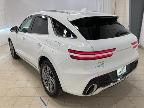 2025 Genesis GV70 2.5T