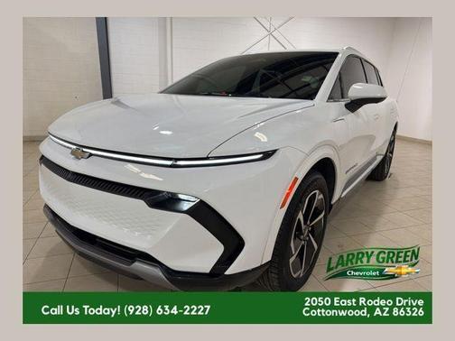 Summit White 2025 Chevrolet Equinox EV LT