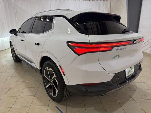 Summit White 2025 Chevrolet Equinox EV LT