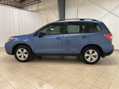 2016 Subaru Forester 2.5i