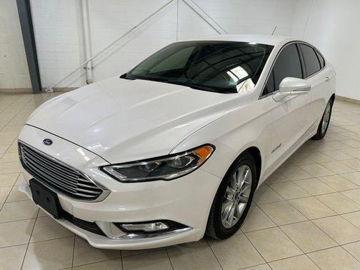 2017 Ford Fusion Hybrid SE