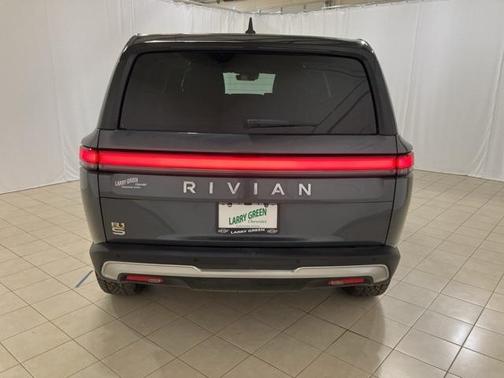 2023 Rivian R1S Adventure Quad Motor Large Pack