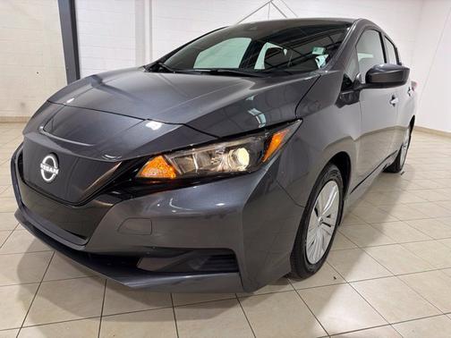 Gun Metallic 2025 Nissan Leaf S