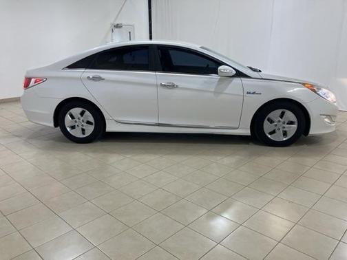2012 Hyundai SONATA Hybrid Base