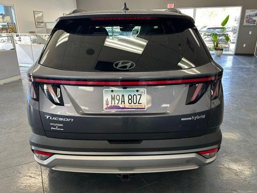 2025 Hyundai TUCSON Hybrid Limited