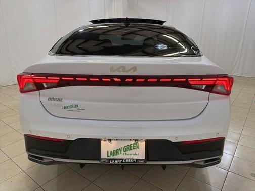 Glacial White Pearl 2023 Kia K5 EX