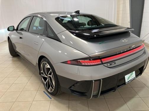 2025 Hyundai IONIQ 6 Limited