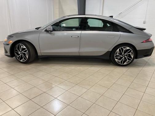 2025 Hyundai IONIQ 6 Limited