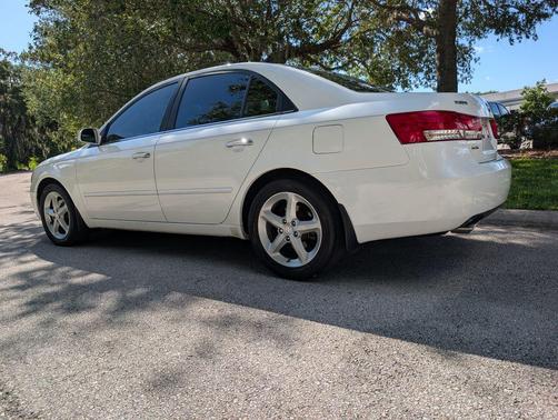 White 2007 Hyundai SONATA Limited
