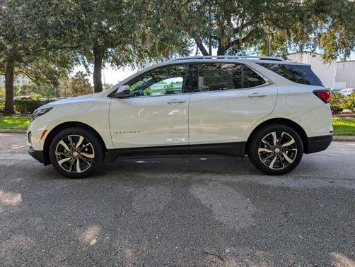 2022 Chevrolet Equinox Premier w/1LZ