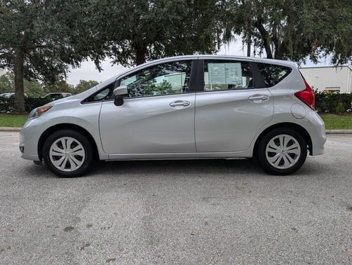 2017 Nissan Versa Note SV