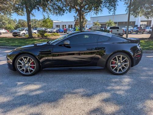 2015 Aston Martin Vantage GT Base