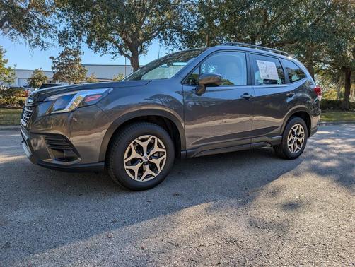 2022 Subaru Forester Premium