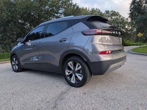 2022 Chevrolet Bolt EUV FWD LT