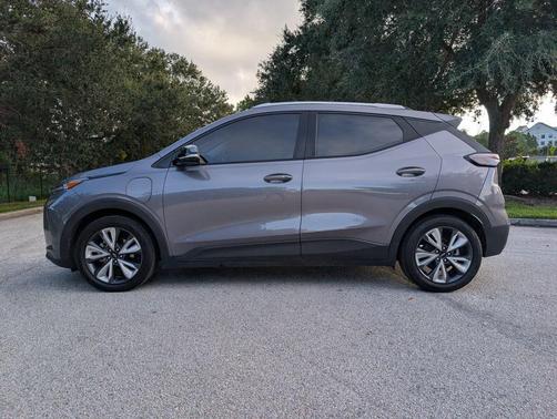 2022 Chevrolet Bolt EUV FWD LT