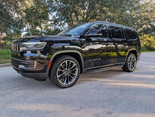 2022 Jeep Wagoneer Series II 4x4
