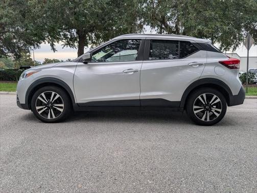 2020 Nissan Kicks SV