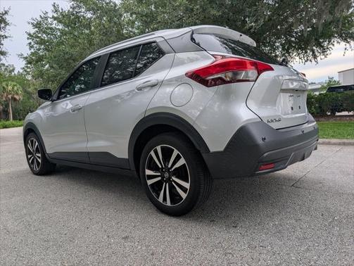 2020 Nissan Kicks SV