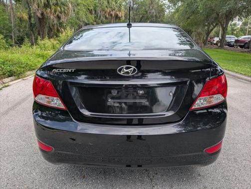 2014 Hyundai Accent GLS