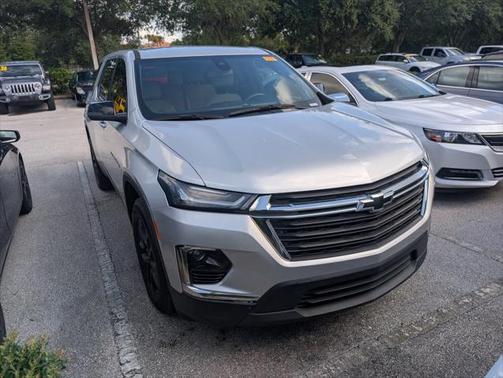 2022 Chevrolet Traverse LS