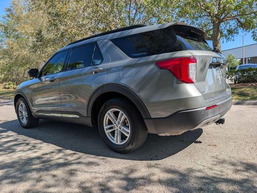 Silver Spruce Metallic 2020 Ford Explorer XLT