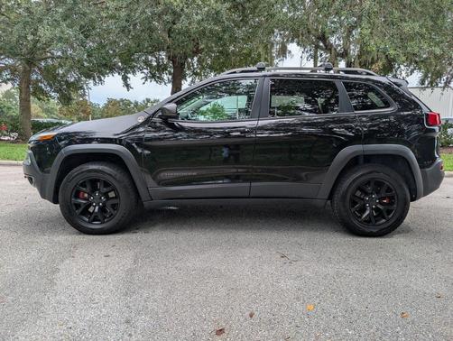 2017 Jeep Cherokee Trailhawk