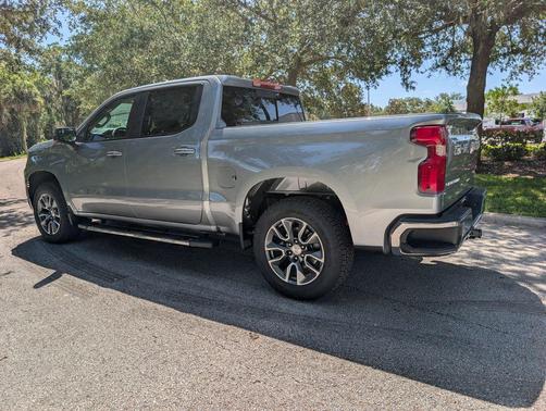 Sterling Gray Metallic 2026 Chevrolet Silverado 1500 LT